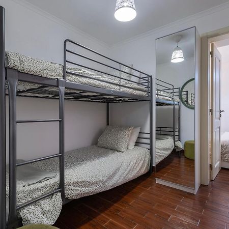 Appartement Lovely Patio Getaway In Lisboa Extérieur photo