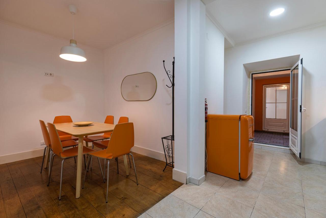 Appartement Lovely Patio Getaway In Lisboa Extérieur photo
