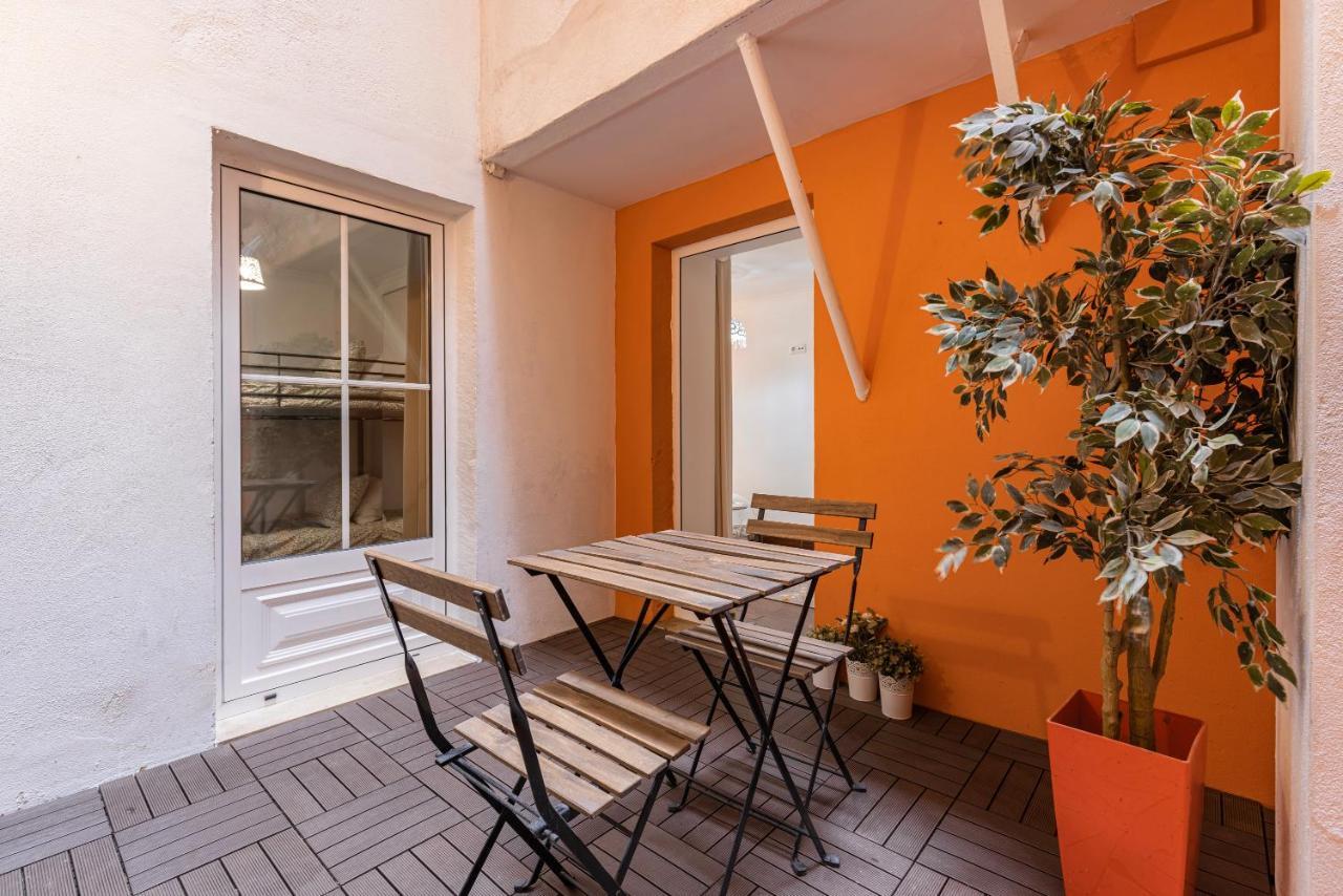 Appartement Lovely Patio Getaway In Lisboa Extérieur photo
