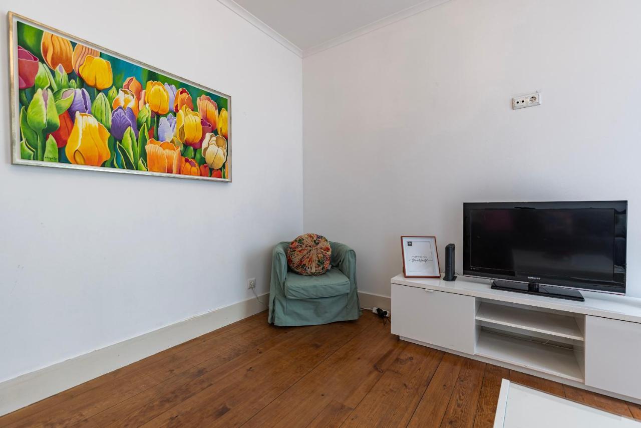 Appartement Lovely Patio Getaway In Lisboa Extérieur photo
